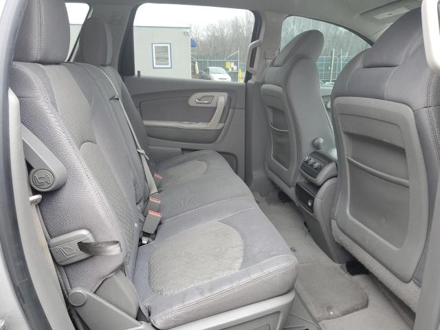 1GNKREED5BJ375586 - 2011 CHEVROLET TRAVERSE LS SILVER photo 11