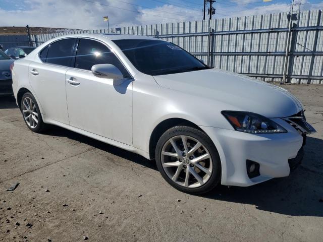 JTHCF5C24D5063583 - 2013 LEXUS IS 250 WHITE photo 4