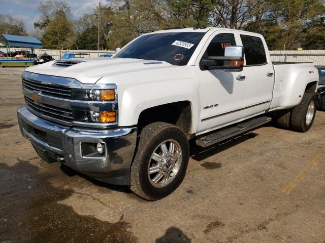 1GC4K0EY3JF183029 - 2018 CHEVROLET SILVERADO K3500 LTZ WHITE photo 1