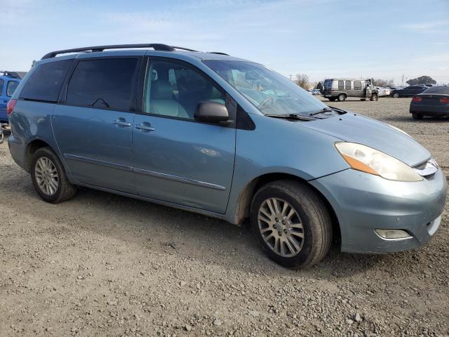 5TDBK22C08S011692 - 2008 TOYOTA SIENNA XLE BLUE photo 4