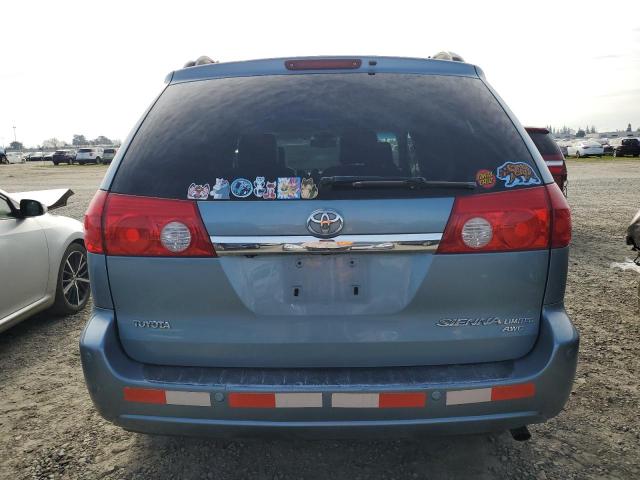 5TDBK22C08S011692 - 2008 TOYOTA SIENNA XLE BLUE photo 6