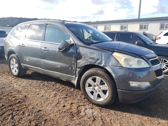 1GNLVFEDXAS102142 - 2010 CHEVROLET TRAVERSE LT GRAY photo 4