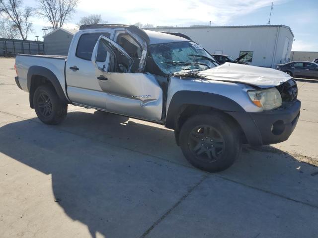 5TEJU62N95Z020856 - 2005 TOYOTA TACOMA DOUBLE CAB PRERUNNER SILVER photo 4
