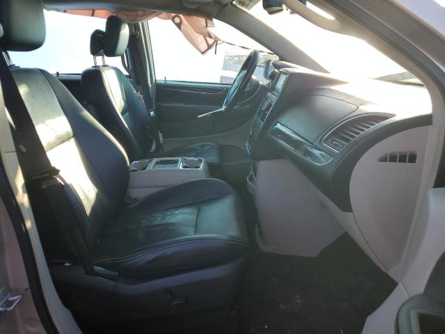 2C4RC1CG9CR245273 - 2012 CHRYSLER TOWN & COU TOURING L BEIGE photo 7