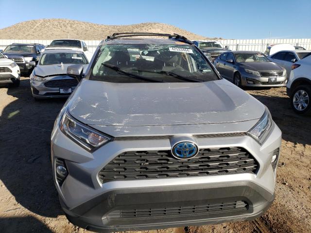 2T3R6RFV6MW006013 - 2021 TOYOTA RAV4 XLE GRAY photo 5