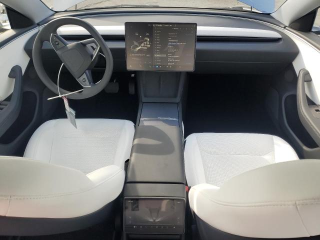 5YJ3E1EB2SF875616 - 2025 TESLA MODEL 3 银色 照片 8