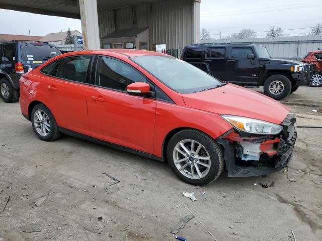 1FADP3F2XFL244615 - 2015 FORD FOCUS SE RED photo 4