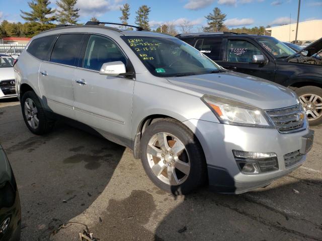 1GNKVLKD0DJ107942 - 2013 CHEVROLET TRAVERSE LTZ SILVER photo 4