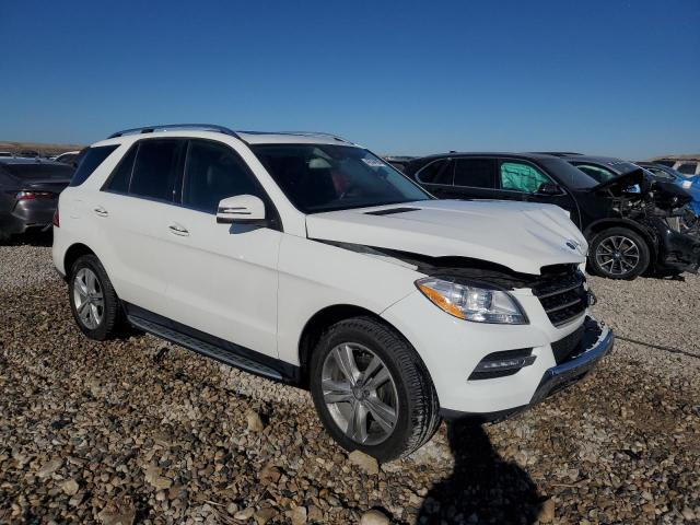 4JGDA5HB8FA601009 - 2015 MERCEDES-BENZ ML 350 4MATIC WHITE photo 4