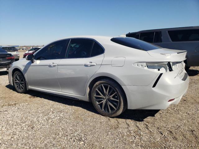 4T1G11AK5RU244438 - 2024 TOYOTA CAMRY SE NIGHT SHADE WHITE photo 2