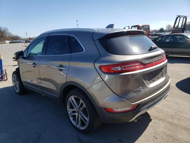 5LMCJ3D9XHUL08164 - 2017 LINCOLN MKC RESERVE SILVER photo 2