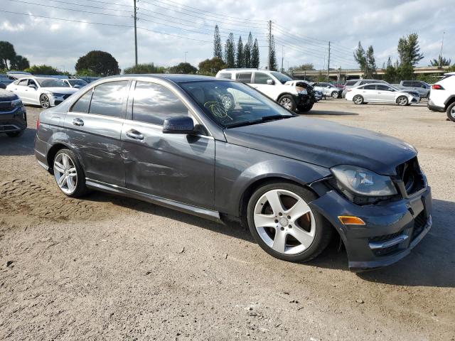 WDDGF8AB2ER312146 - 2014 MERCEDES-BENZ C 300 4MATIC GRAY photo 4