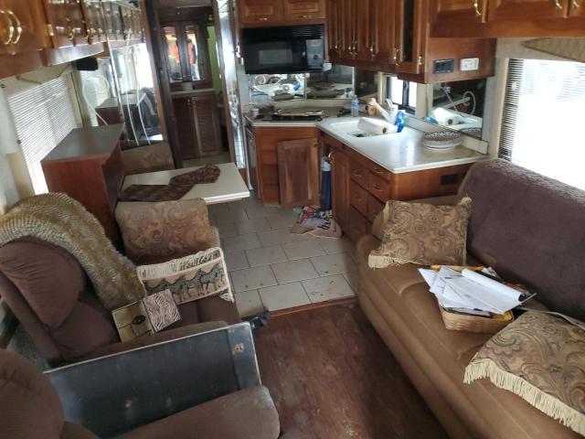 4SLC2UP3021130727 - 2002 CAMPER TRAILER TWO TONE photo 9