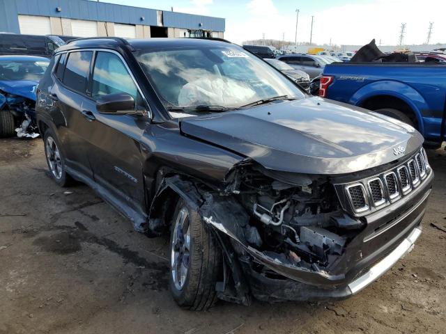 3C4NJDCB7JT354304 - 2018 JEEP COMPASS LIMITED GRAY photo 4