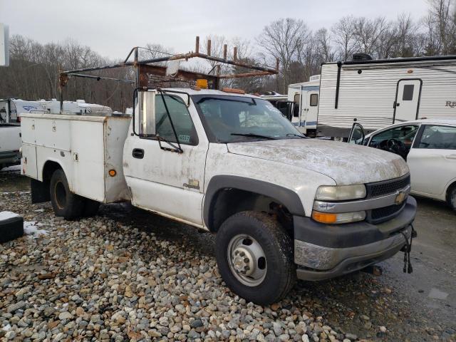 1GBJC34UX2E132235 - 2002 CHEVROLET SILVERADO C3500 WHITE photo 4