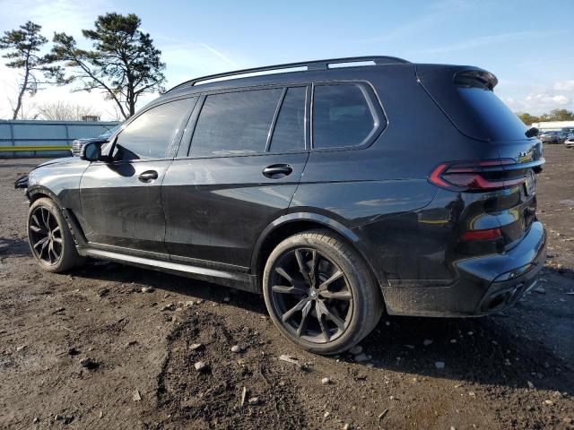 5UX33EM05R9T05013 - 2024 BMW X7 M60I BLACK photo 2