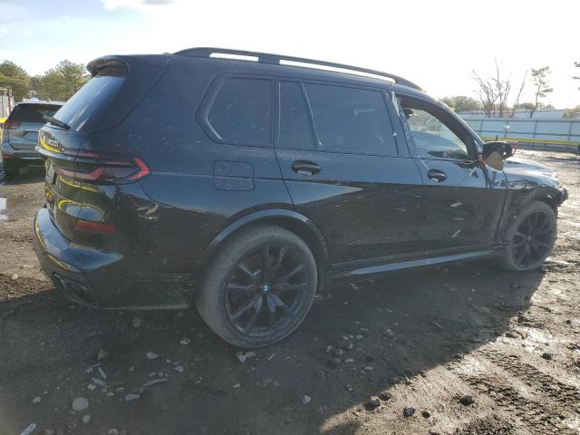 5UX33EM05R9T05013 - 2024 BMW X7 M60I BLACK photo 3