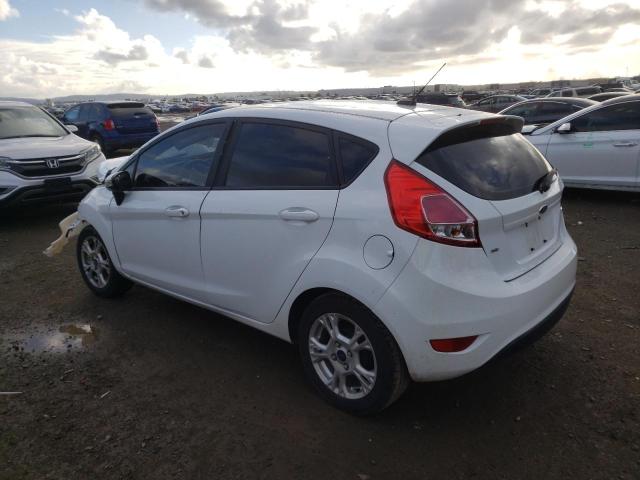 3FADP4EJ6FM176553 - 2015 FORD FIESTA SE WHITE photo 2