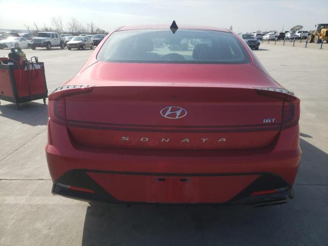 5NPEJ4J2XLH008592 - 2020 HYUNDAI SONATA SEL PLUS RED photo 6