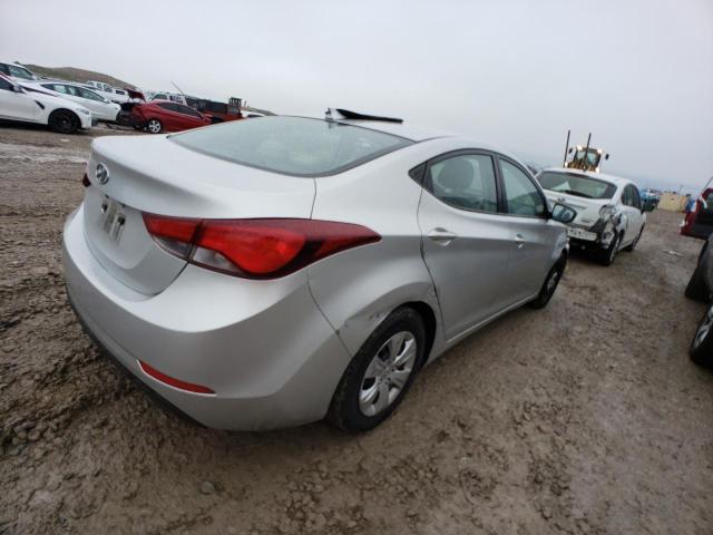 5NPDH4AE4GH663662 - 2016 HYUNDAI ELANTRA SE SILVER photo 3