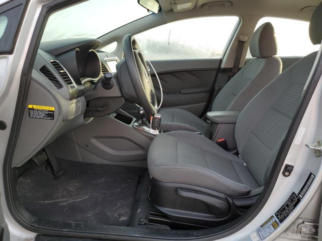 3KPFL4A75JE196949 - 2018 KIA FORTE LX SILVER photo 7