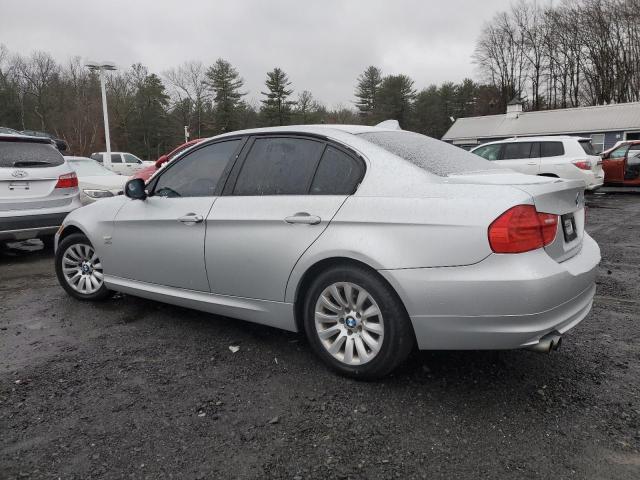 WBAPK535X9A510714 - 2009 BMW 328 XI SULEV SILVER photo 2