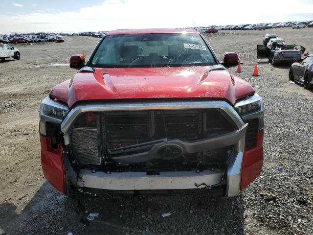 5TFJC5DBXPX021167 - 2023 TOYOTA TUNDRA CREWMAX LIMITED RED photo 5