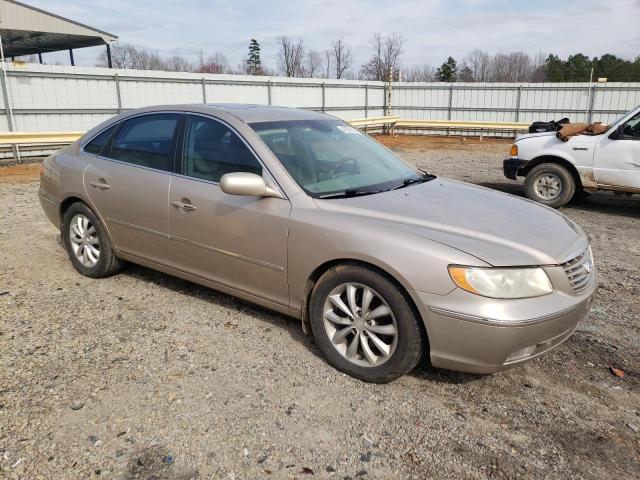 KMHFC46F26A137704 - 2006 HYUNDAI AZERA SE GOLD photo 4