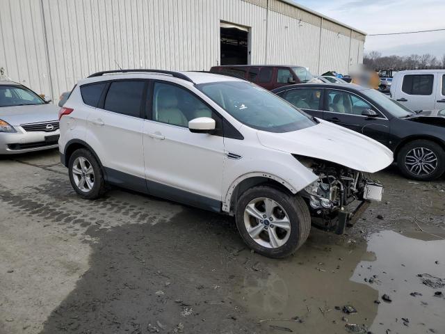 1FMCU0GX9GUB51454 - 2016 FORD ESCAPE SE WHITE photo 4