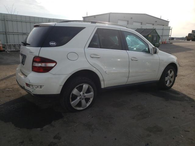 4JGBB8GB9AA566352 - 2010 MERCEDES-BENZ ML 350 4MATIC WHITE photo 3