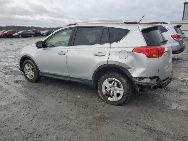 JTMZFREV5FD052742 - 2015 TOYOTA RAV4 LE SILVER photo 2