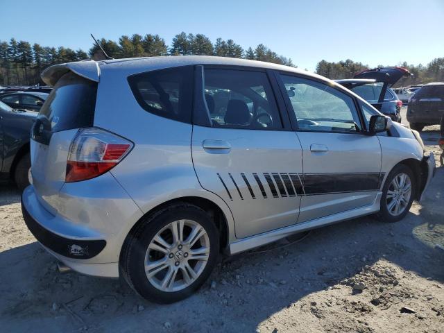 JHMGE8H54BC027779 - 2011 HONDA FIT SPORT SILVER photo 3