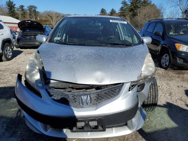 JHMGE8H54BC027779 - 2011 HONDA FIT SPORT SILVER photo 5