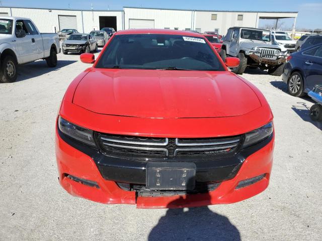 2C3CDXBG3HH629879 - 2017 DODGE CHARGER SE RED photo 5
