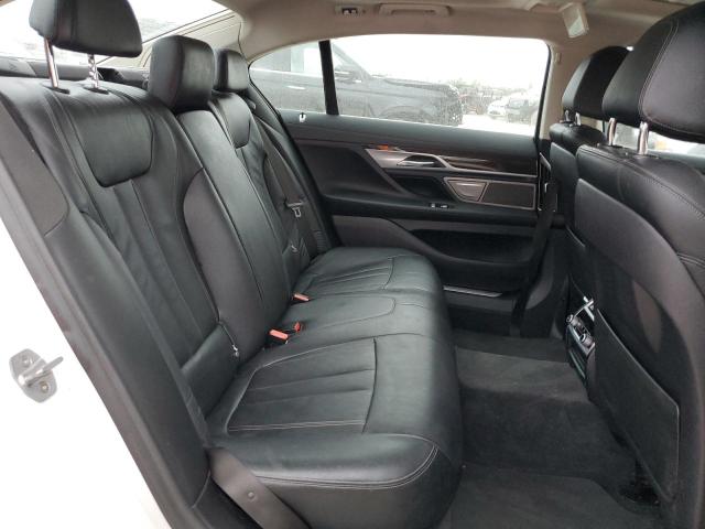 WBA7E4C59KGV28545 - 2019 BMW 740 XI თეთრი ფოტო 10