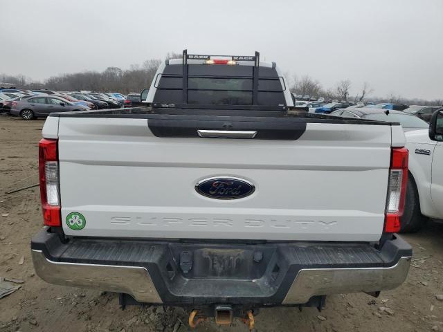 1FT7X2B61HED63610 - 2017 FORD F250 SUPER DUTY WHITE photo 6