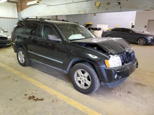 1J8HS48P77C552604 - 2007 JEEP GRAND CHER LAREDO BLACK photo 4