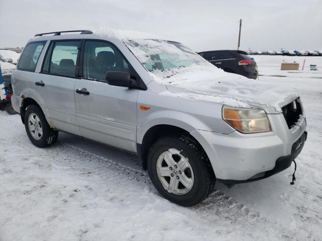 2HKYF18136H004303 - 2006 HONDA PILOT LX SILVER photo 4