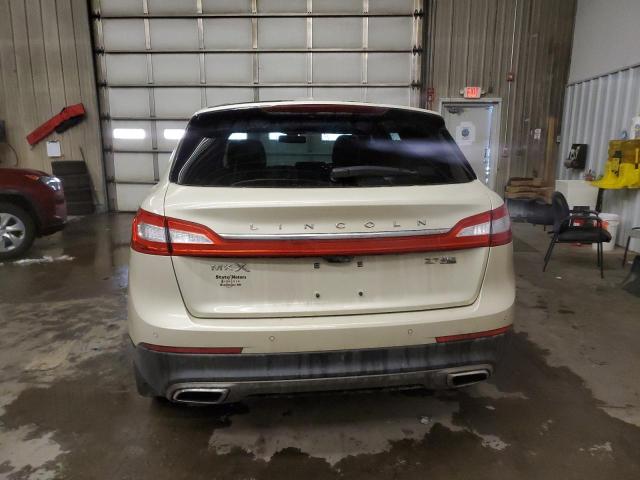 2LMTJ8LP5GBL73383 - 2016 LINCOLN MKX RESERVE CREAM photo 6