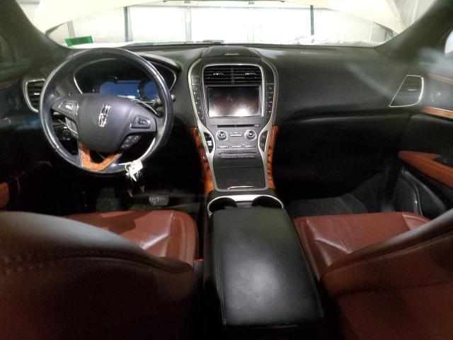 2LMTJ8LP5GBL73383 - 2016 LINCOLN MKX RESERVE 奶油色 照片 8