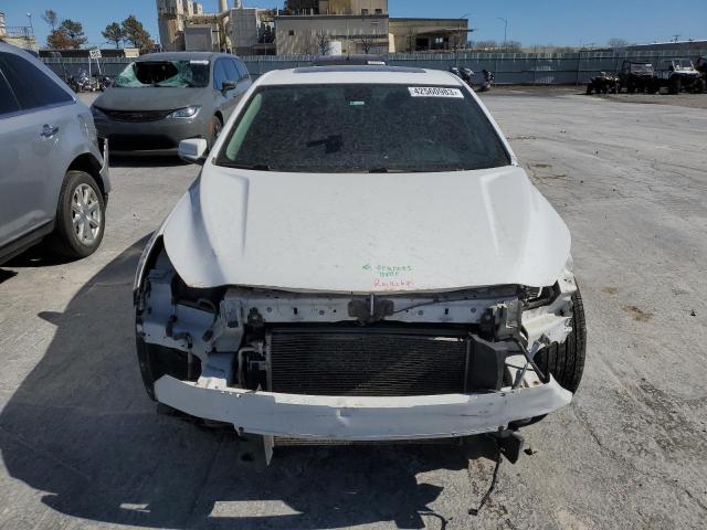 1G11C5SL7FF158558 - 2015 CHEVROLET MALIBU 1LT თეთრი ფოტო 5