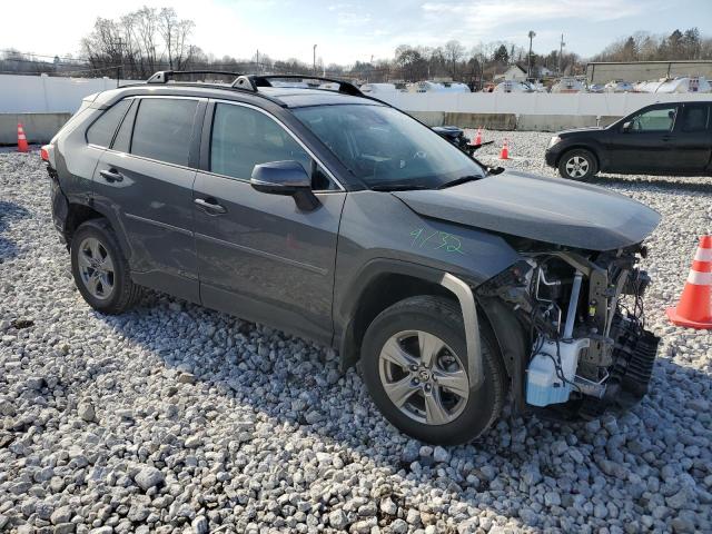 2T3P1RFV8RW410847 - 2024 TOYOTA RAV4 XLE GRAY photo 4