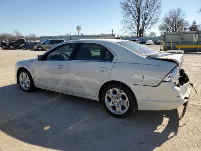 3FAHP0HA9BR160463 - 2011 FORD FUSION SE WHITE photo 2