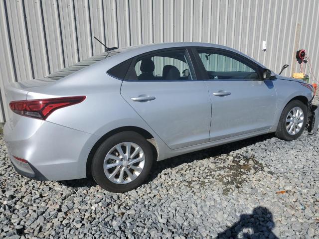 3KPC24A36KE061239 - 2019 HYUNDAI ACCENT SE SILVER photo 3