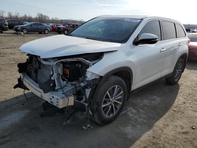 5TDJZRFH7KS954157 - 2019 TOYOTA HIGHLANDER SE WHITE photo 1