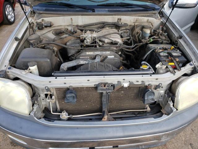 5TBRN34122S295690 - 2002 TOYOTA TUNDRA ACCESS CAB SR5 SILVER photo 11