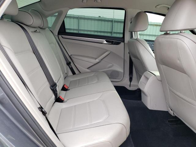 1VWDT7A3XHC048283 - 2017 VOLKSWAGEN PASSAT R-LINE Сұр фото 10