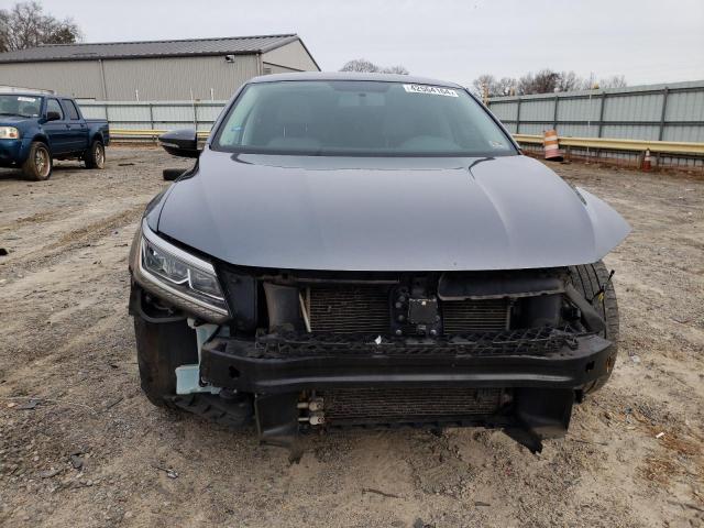 1VWDT7A3XHC048283 - 2017 VOLKSWAGEN PASSAT R-LINE Сұр фото 5