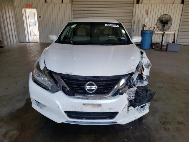 1N4AL3AP6HN311431 - 2017 NISSAN ALTIMA 2.5 WHITE photo 5