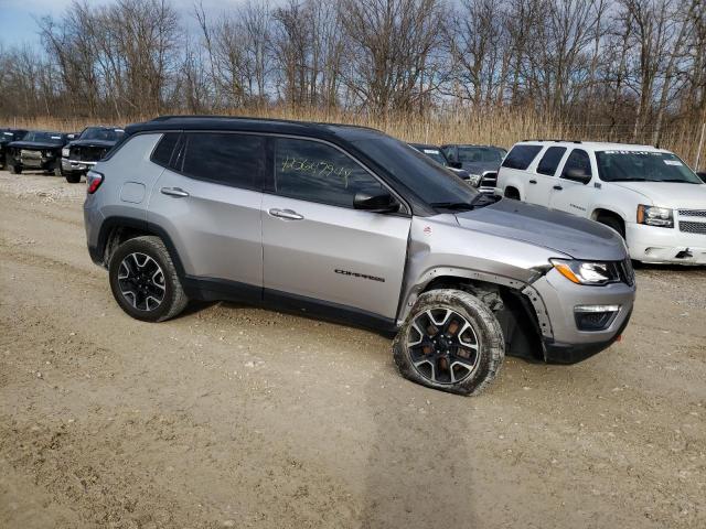 3C4NJDDB7LT177285 - 2020 JEEP COMPASS TRAILHAWK SILVER photo 4